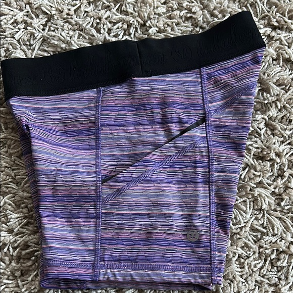 Lululemon What The Sport Short, Size 4-EUC - Picture 4 of 7